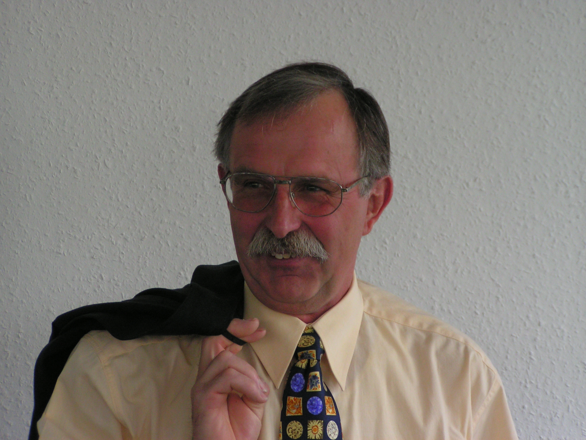  Karl Ainser